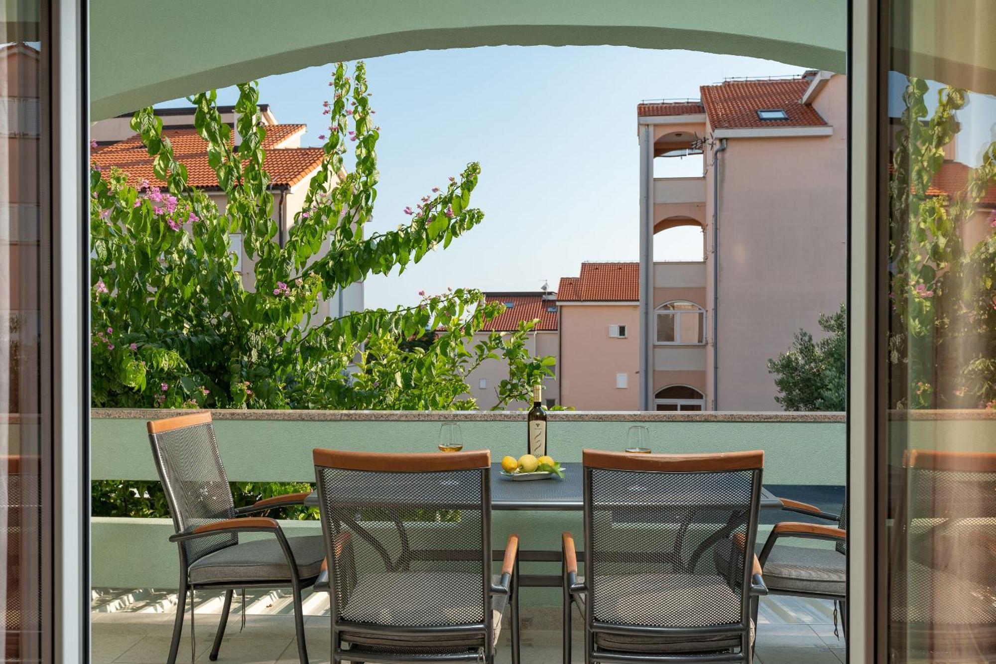 Apartments Jasna Novaglia Esterno foto